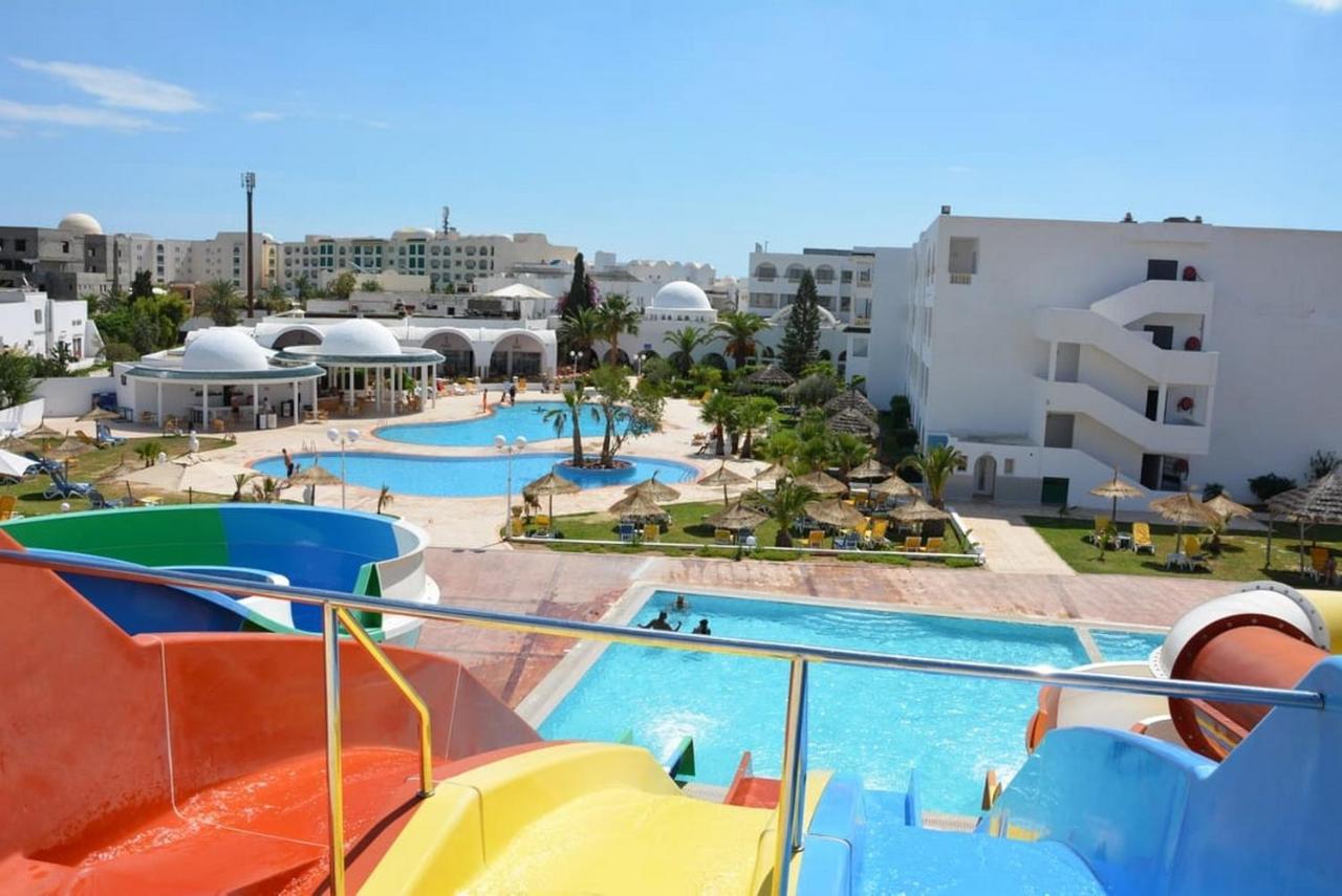 Zodiac Hotel & Aqua Park Hammamet Exterior photo